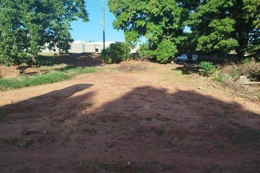 Terreno &agrave; venda - 338m&sup2; - Jardim Sumar&eacute;