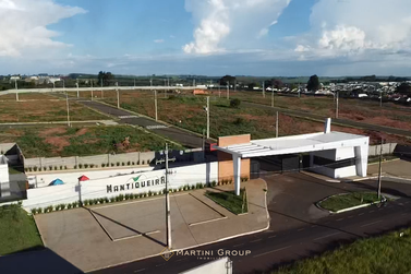 Terreno &agrave; venda - 354m&sup2; - Condom&iacute;nio Residencial Mantiqueira