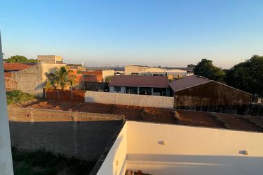 Apartamento para alugar - Conjunto Habitacional Sumar&eacute; (Sumar&eacute;)