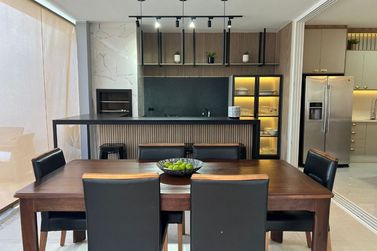 Casa &agrave; venda - 230m&sup2; - Royal Park Residence