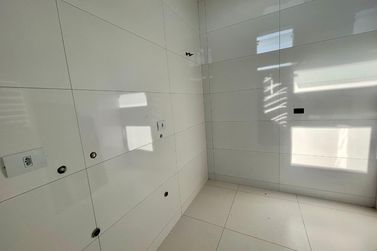 Casa &agrave; venda - 219m&sup2; - Condom&iacute;nio Parthenon
