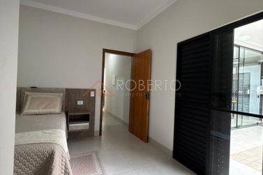 Casa &agrave; venda - 300m&sup2; - Jardim O&aacute;sis