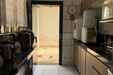 Casa &agrave; venda - 297m&sup2; - Jardim S&atilde;o Jo&atilde;o