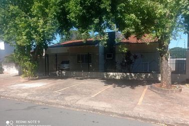 Casa &agrave; venda - 277m&sup2; - jardim Santos Dumont