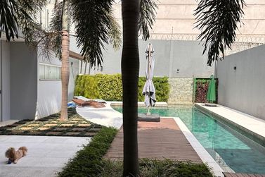 Casa &agrave; venda - 450m&sup2; - Condom&iacute;nio Mont Blanc