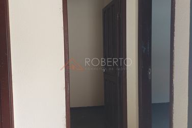 Casa &agrave; venda - 450m&sup2; - Centro