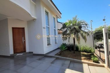 Sobrado &agrave; venda - 174m&sup2; - Jardim Ouro Branco