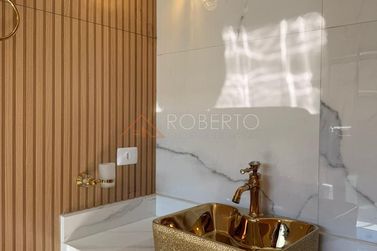 Casa &agrave; venda - 300m&sup2; - Jardim Ouro Branco