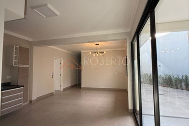 Casa &agrave; venda - 300m&sup2; - Jardim Santos Dumont