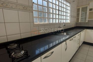 Casa &agrave; venda - 344m&sup2; - Jardim Alvorada do Sul