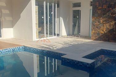 Casa &agrave; venda - 340m&sup2; - MONTE CRISTO