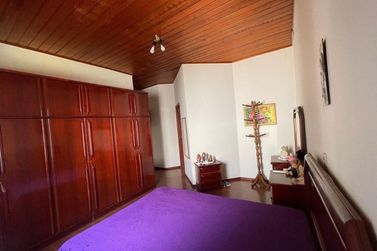 Casa &agrave; venda - Centro