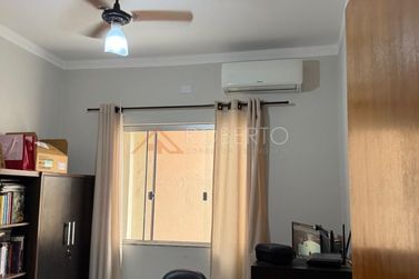 Casa &agrave; venda - 162m&sup2; - Monte Cristo