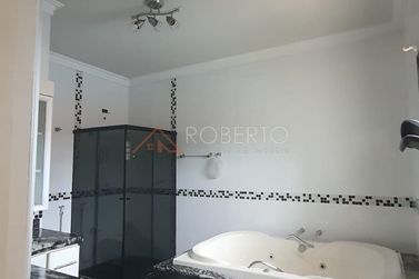 Sobrado &agrave; venda - 380m&sup2; - Centro