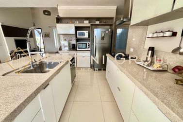 Casa &agrave; venda - 160m&sup2; - Condom&iacute;nio Arauc&aacute;ria