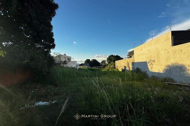 Terreno &agrave; venda - 600m&sup2; - Jardim Santos Dumont
