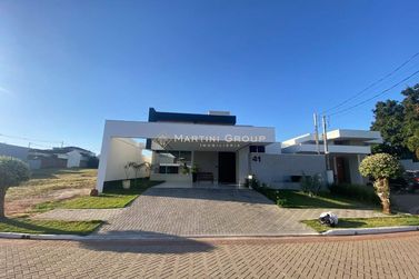 Casa &agrave; venda - 267m&sup2; - Condom&iacute;nio Flamboyant