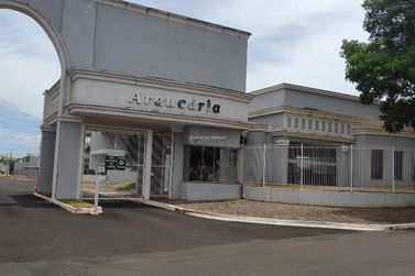 Casa &agrave; venda - 200m&sup2; - Condom&iacute;nio Arauc&aacute;ria