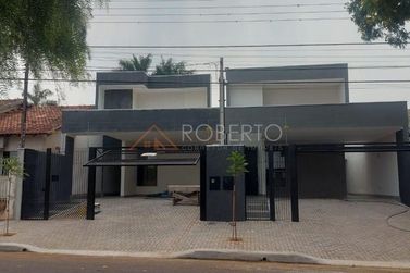 Casa &agrave; venda - 214m&sup2; - Jardim Ouro Branco