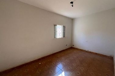 Ch&aacute;cara &agrave; venda - Sumar&eacute;