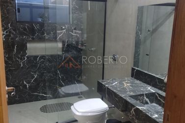 Casa &agrave; venda - 360m&sup2; - MONTE CRISTO
