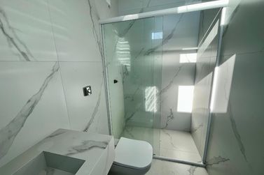 Casa &agrave; venda - 219m&sup2; - Condom&iacute;nio Parthenon