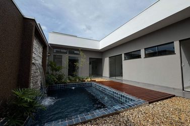 Casa &agrave; venda - 190m&sup2; - Jardim Ouro Branco