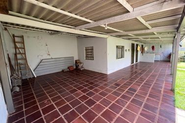 Casa &agrave; venda - Centro