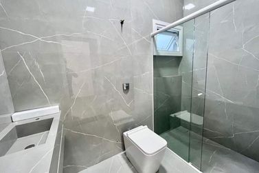 Casa &agrave; venda - 219m&sup2; - Condom&iacute;nio Parthenon