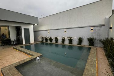 Casa &agrave; venda - 161m&sup2; - Condom&iacute;nio Royal Park