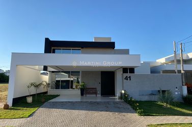 Casa &agrave; venda - 267m&sup2; - Condom&iacute;nio Flamboyant