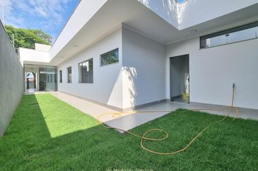 Casa &agrave; venda - 128m&sup2; - Jardim Ouro Branco