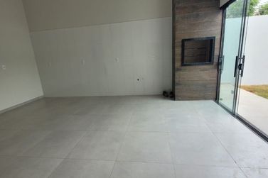 Casa &agrave; venda - 130m&sup2; - Jardim Santos Dumont