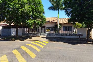 Casa &agrave; venda - 191m&sup2; - Jardim Ouro Branco