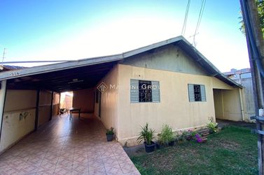 Casa &agrave; venda - 155m&sup2; - Jardim Tupaceretan