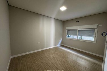 Casa &agrave; venda - 305m&sup2; - Condom&iacute;nio Parthenon
