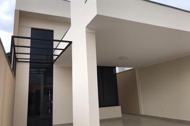 Casa &agrave; venda - 135m&sup2; - Jardim Ouro Branco