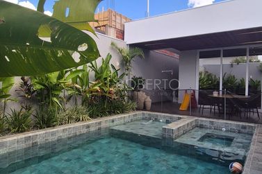 Casa &agrave; venda - 450m&sup2; - Jardim Asa Branca