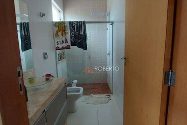 Sobrado &agrave; venda - 292m&sup2; - Jardim Monte Cristo