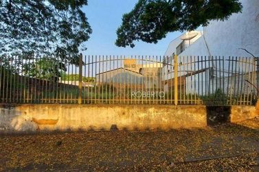 Terreno &agrave; venda - 450m&sup2; - Jardim Am&eacute;rica