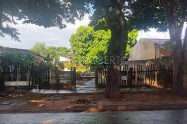 Terreno &agrave; venda - 480m&sup2; - Jardim Ip&ecirc;