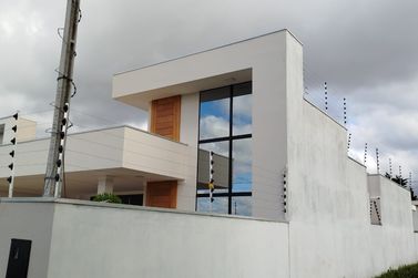 Casa &agrave; venda - 130m&sup2; - Jardim Porto Seguro