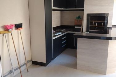 Casa &agrave; venda - 90m&sup2; - Sumar&eacute;