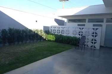 Casa &agrave; venda - 175m&sup2; - Condom&iacute;nio San Lorenzo