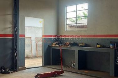 Sal&atilde;o Comercial &agrave; venda - 355m&sup2; - Jardim Curitiba
