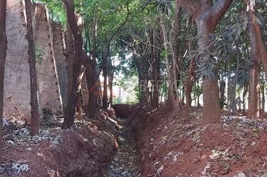Ch&aacute;cara &agrave; venda - 5000m&sup2; - Jardim Morada do Sol