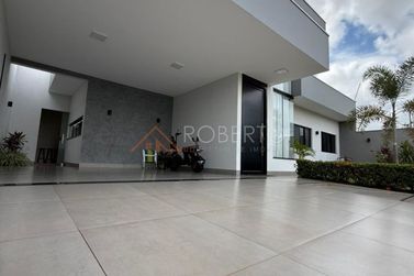 Casa &agrave; venda - 300m&sup2; - Jardim O&aacute;sis