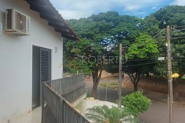 Sobrado &agrave; venda - 246m&sup2; - Jardim Igua&ccedil;u