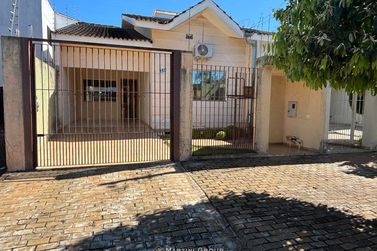 Casa &agrave; venda - 110m&sup2; - Jardim do Sol