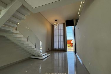 Casa &agrave; venda - 305m&sup2; - Condom&iacute;nio Parthenon